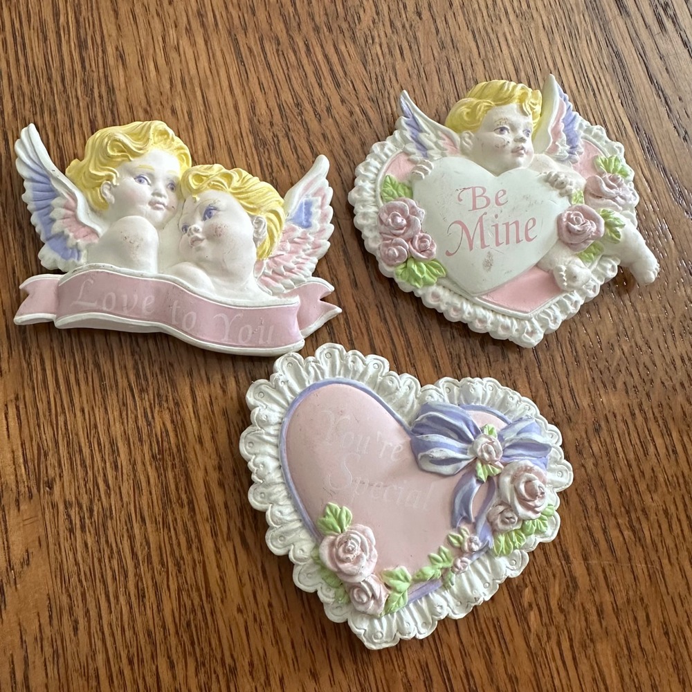Vintage 1997 Avon Valentine Gift Collection Cherub Magnets‎ Unisex OS Pastel